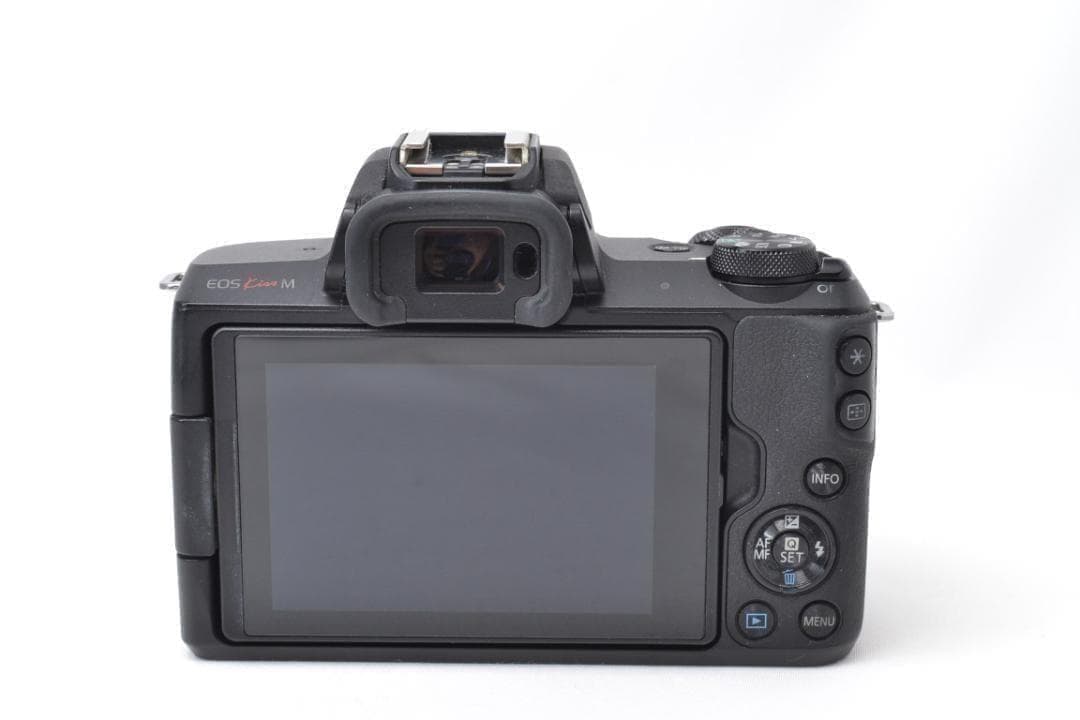 キャノン　Canon EOS Kiss M レンズキット