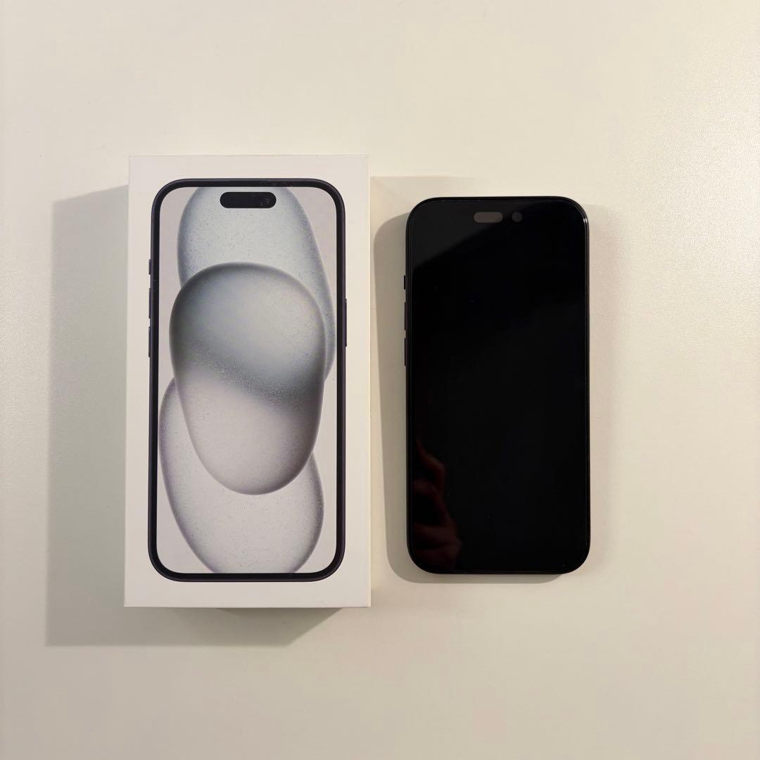 iPhone15 128GB BLACK ブラック　黒　本体　SIMフリー