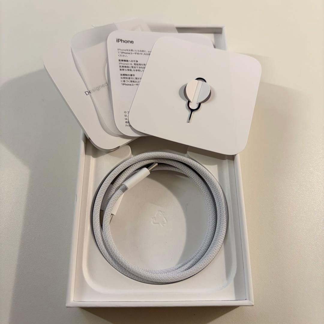 iPhone15 128GB BLACK ブラック　黒　本体　SIMフリー