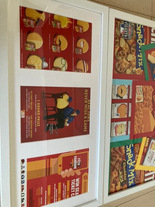 アート　CHEEZ-IT 2枚