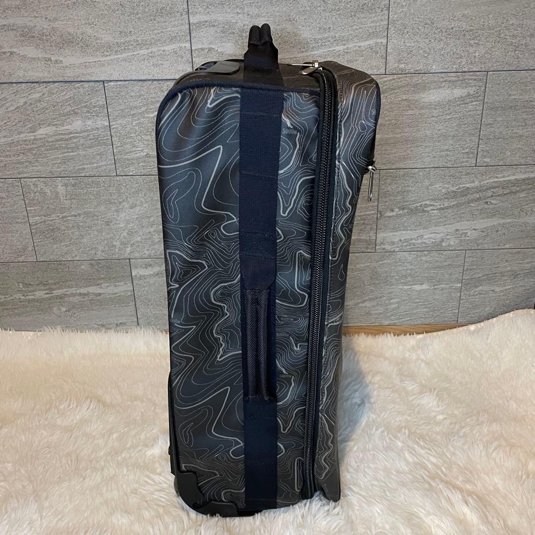 ✨完売品　THE NORTH FACE Rolling Thunder トラベル