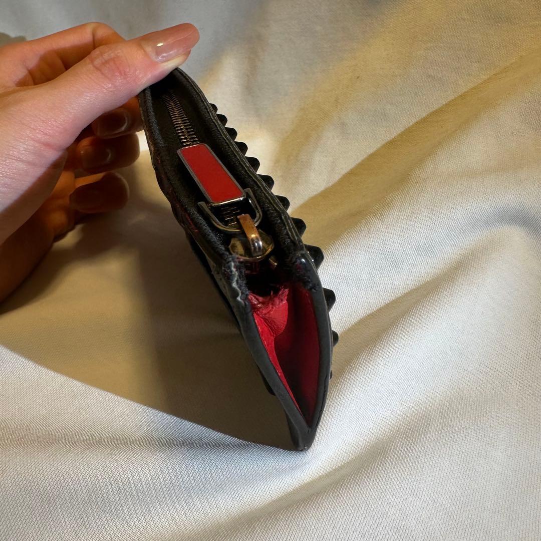 【正規品】クリスチャンルブタン ケース スタッズ レザー ユニセックス 黒