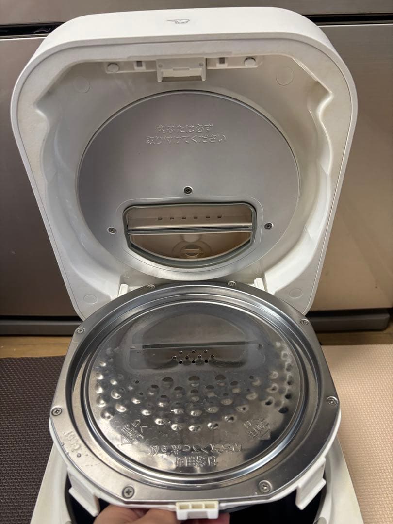 NW-SA10 5.5合 象印　炊飯器　ホワイト-2021年製