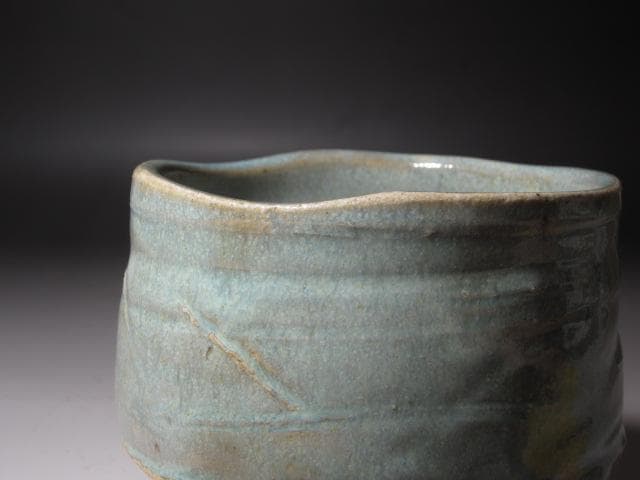 ☆　岡部嶺男　志野茶碗　目をひく一品です☆y374