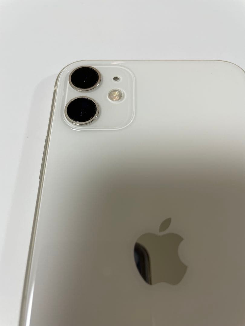 携帯電話本体 iPhone11 64G