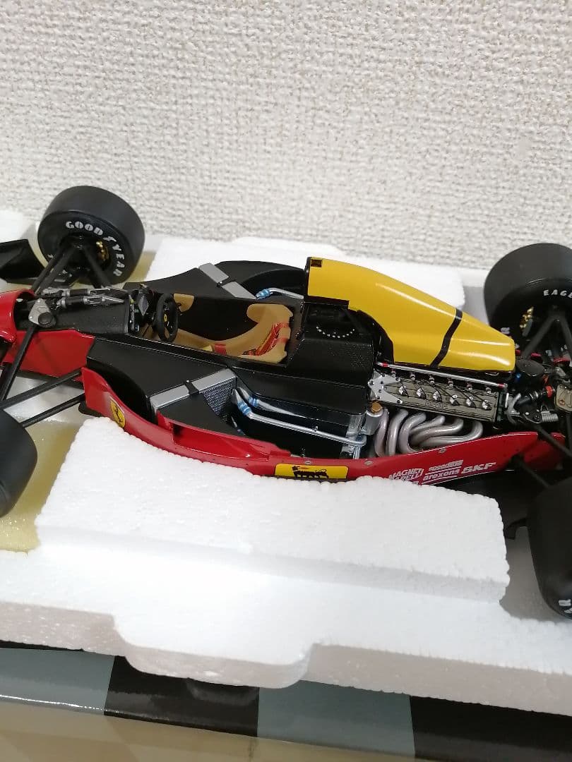 EXOTO　1/18　フェラーリ　641/2