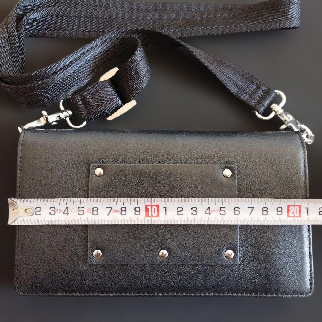 DIESEL ブラックショルダーバッグ【男女兼用】