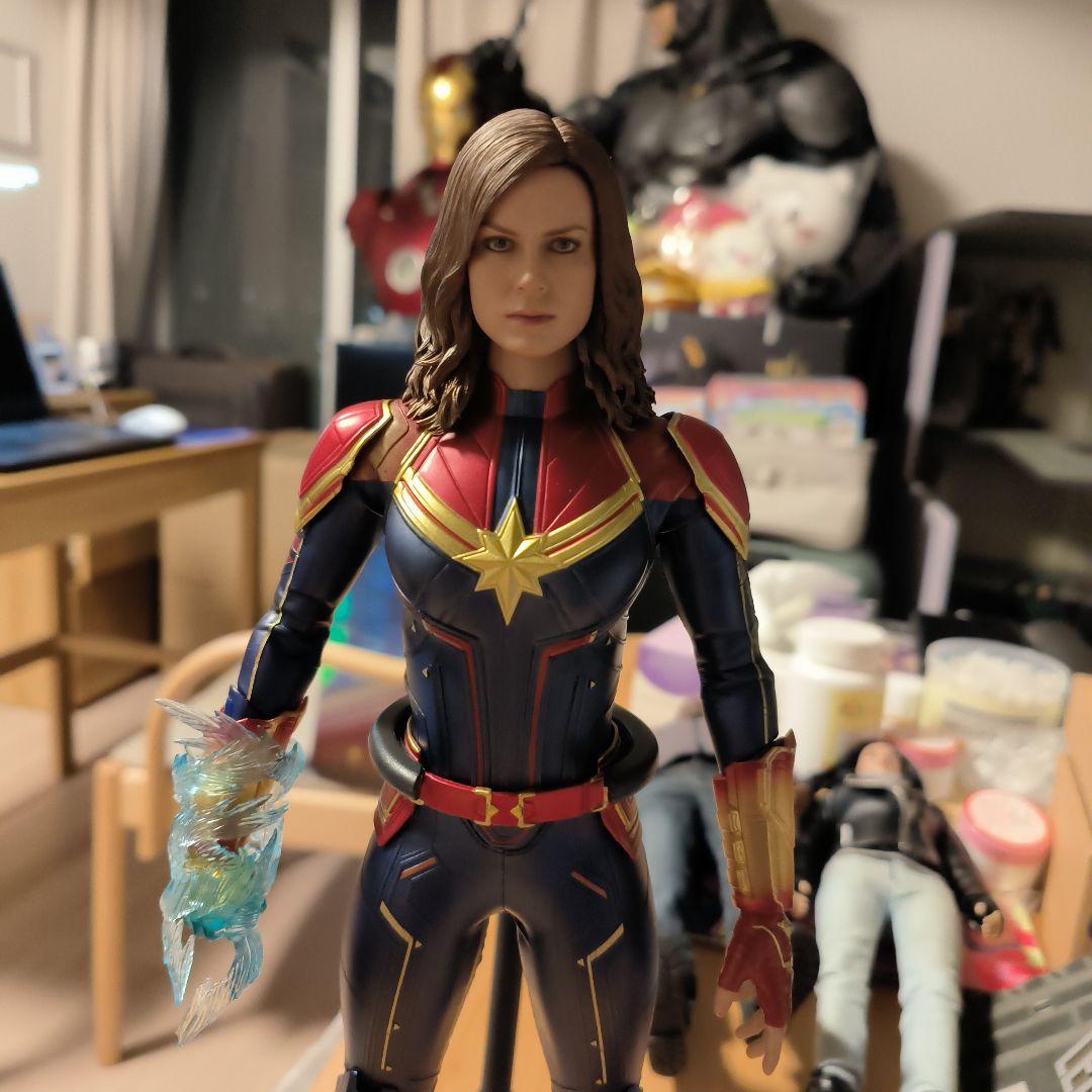 ホットトイズ キャプテン・マーベル 1/6スケール【美品】