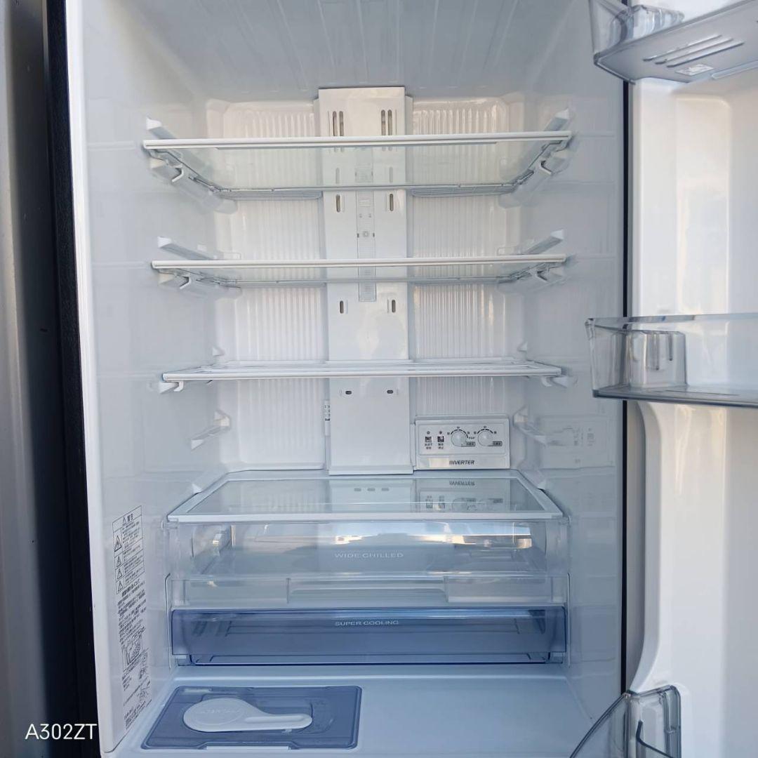 3321 送料設置込み　三菱　シ自動製氷機能付き人気モデル　3ドア大型冷蔵庫