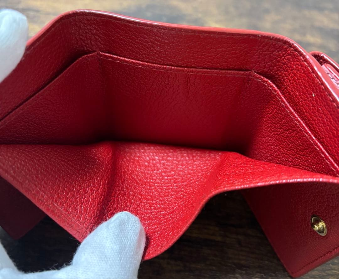 【美品】miu miu マドラス ラブレター ピンク 三つ折り財布 コンパクト