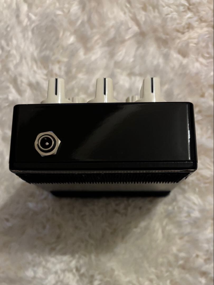 Vivie Rhinotes ベースエフェクター