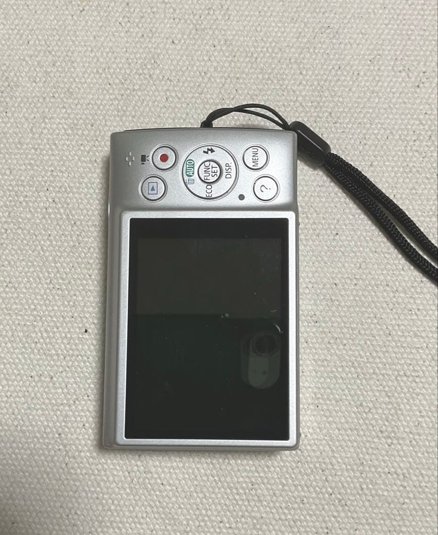 デジカメ　Canon IXY140