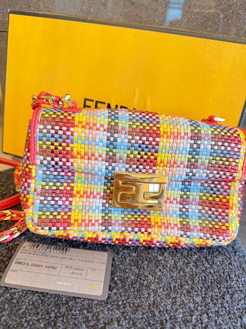 極美品❤︎パリ本店購入FENDI マルチカラー ショルダーバッグアンティーク
