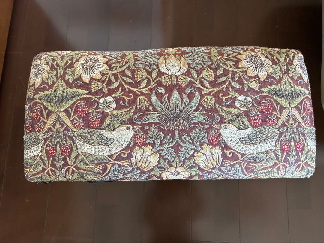 ウィリアムモリス柄　スツール