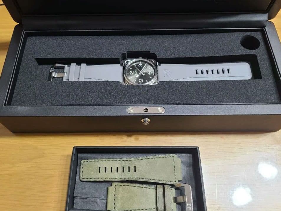 【限定値下げ　付属品欠品無し】Bell & Ross BR03 GREY LUM