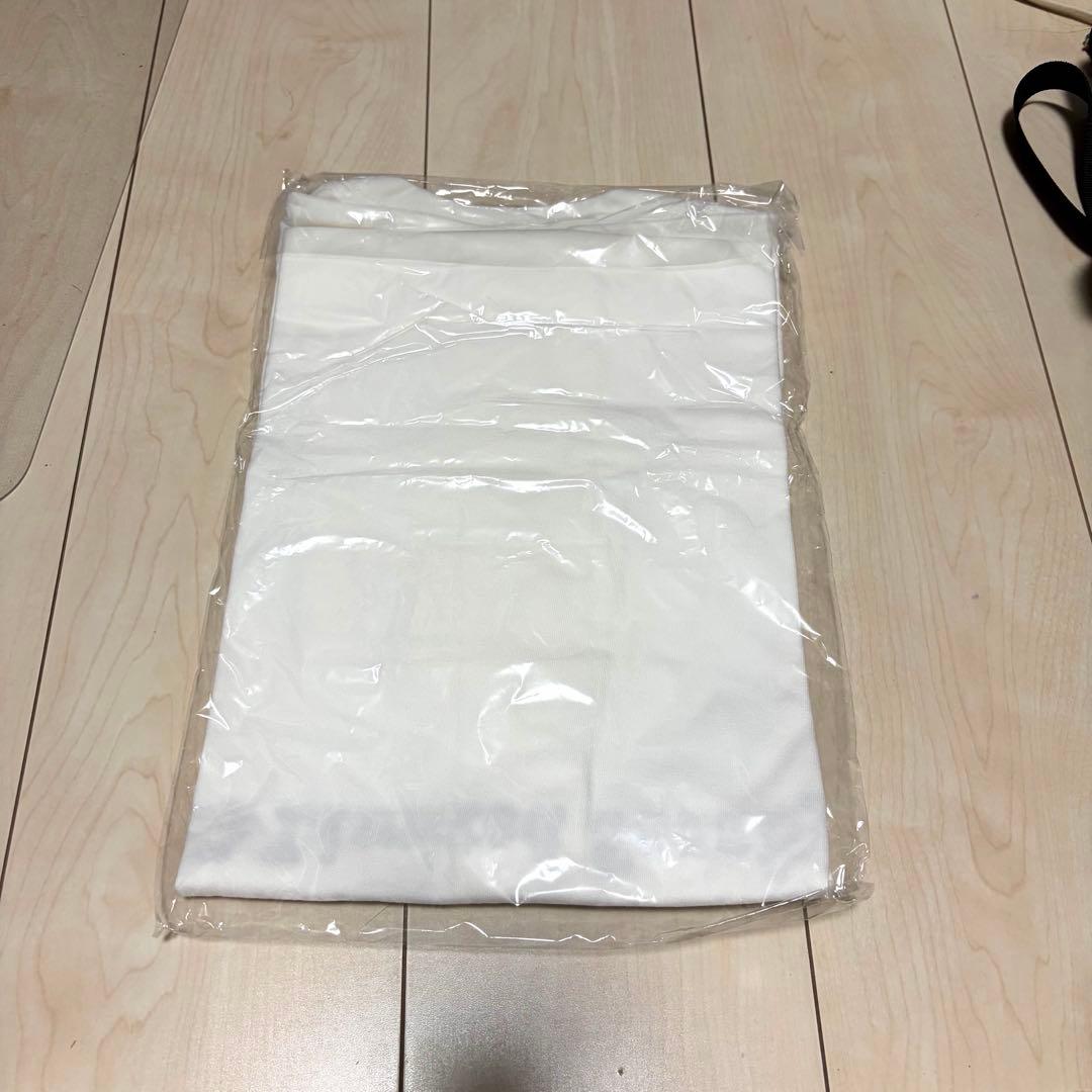 04 Limited Sazaby Tシャツ