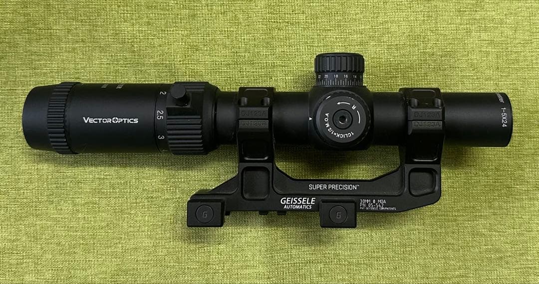 ベクターオプティクス Forester 1-5X24 Gen II マウント付き