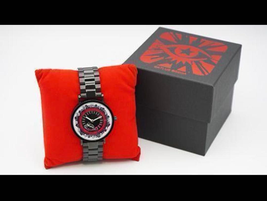 ペルソナ5 時計【25周年限定メメントスモチーフ限定腕時計】