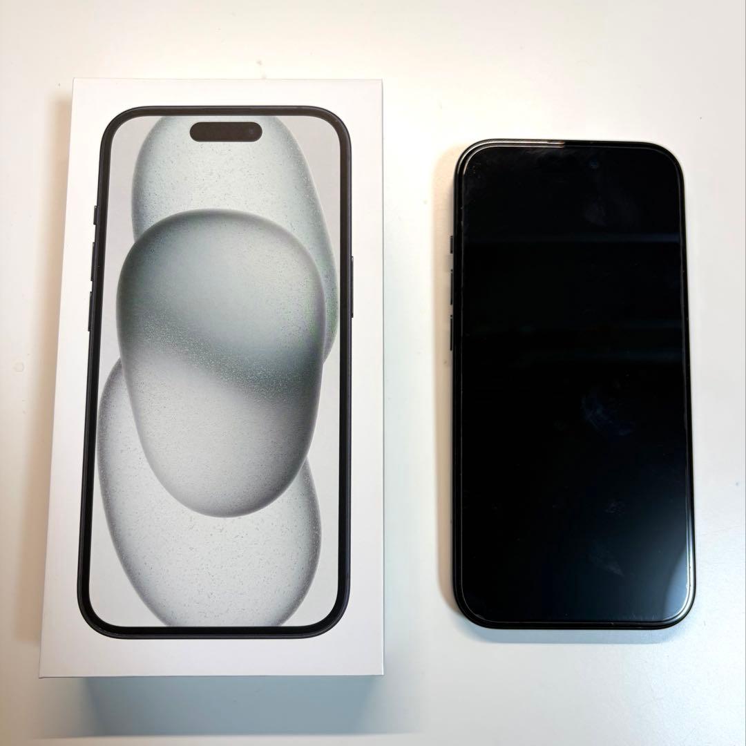 Apple iPhone 15 128GB スペースブラック