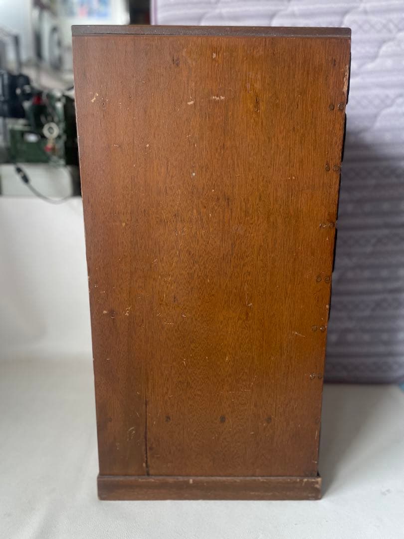 天然木 書類棚 古い ガラス製 摘み 小引き出し 8杯 小ぶり レターケース