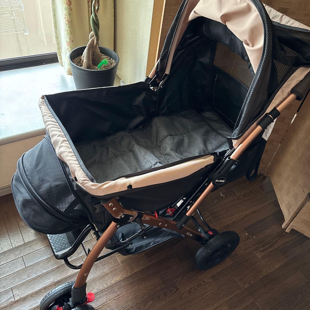 美品　中型、大型犬ペットカート、オールフォーワン耐荷重34kg畳むの簡単❣️