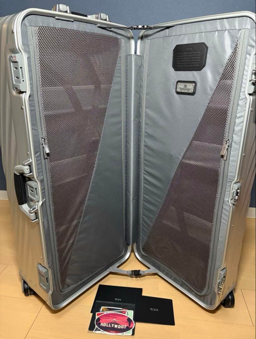 TUMI ローリング・トランク 19 DEGREE ALUMINUM 86L