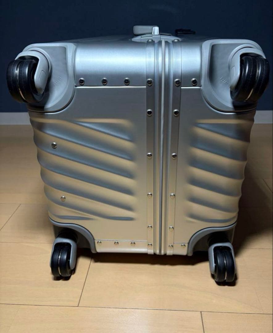 TUMI ローリング・トランク 19 DEGREE ALUMINUM 86L