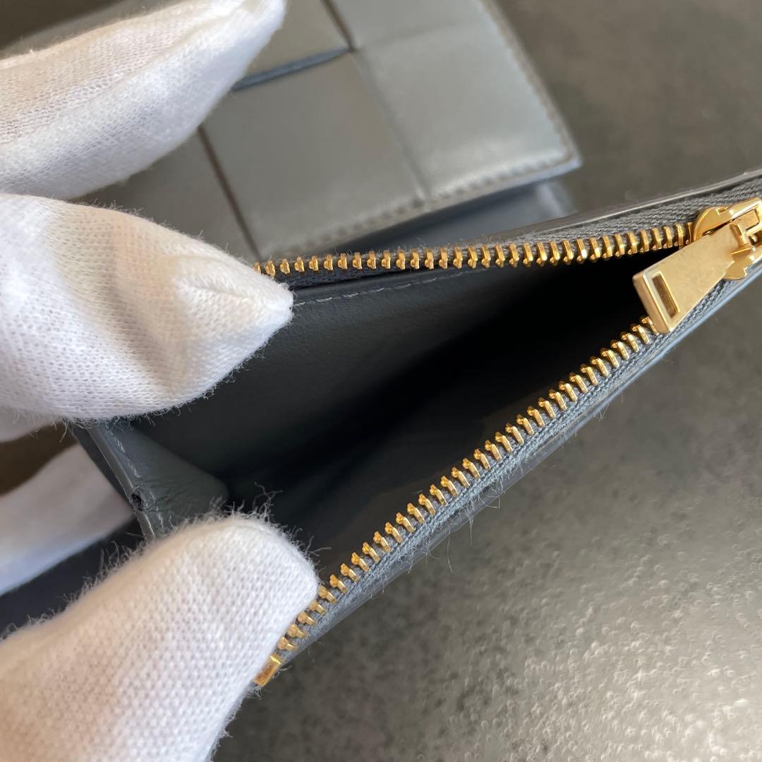 【使用感少ない】ボッテガヴェネタ　三つ折り　財布　ウォレット