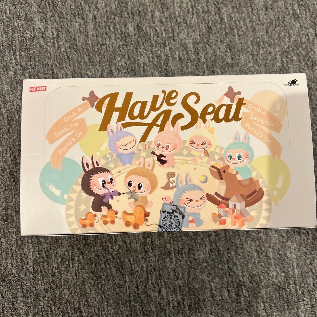 ラブブ　Have A Seat ぬいぐるみセット