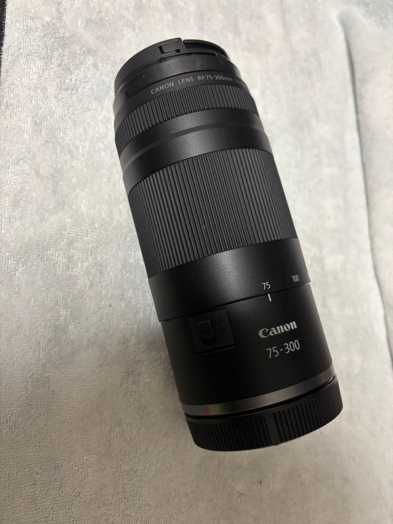 キャノン RF75-300mm F4-5.6