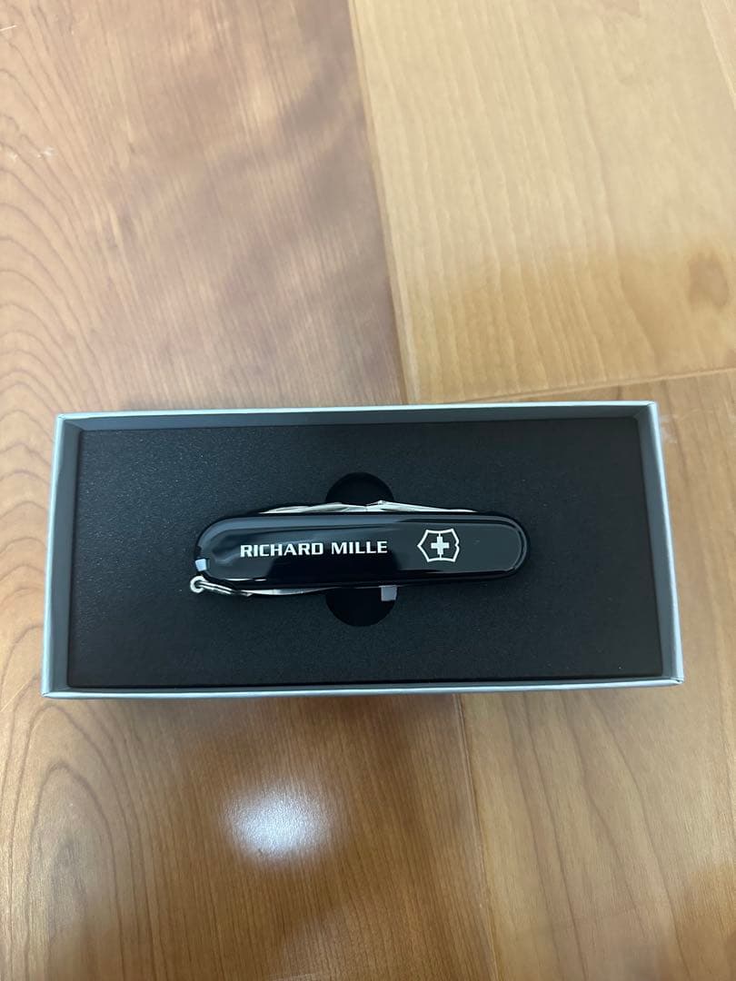 ［非売品］RICHARD MILLE リシャールミル VICTORINOX