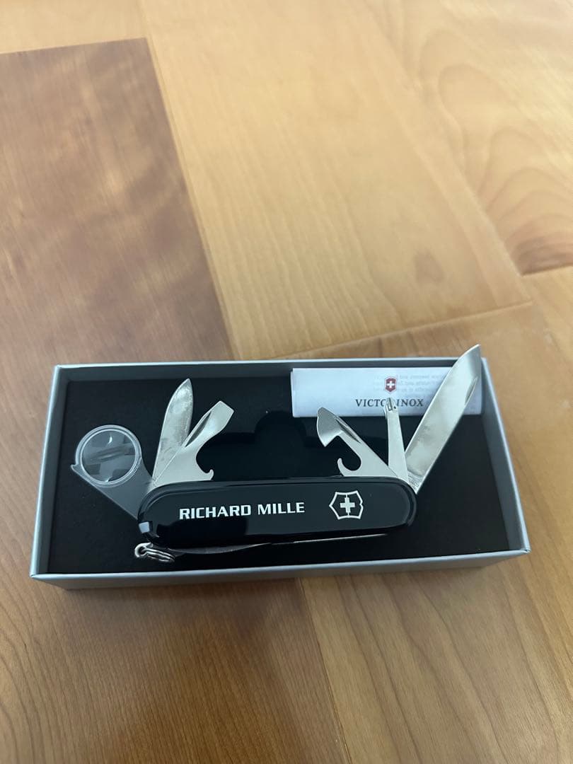 ［非売品］RICHARD MILLE リシャールミル VICTORINOX