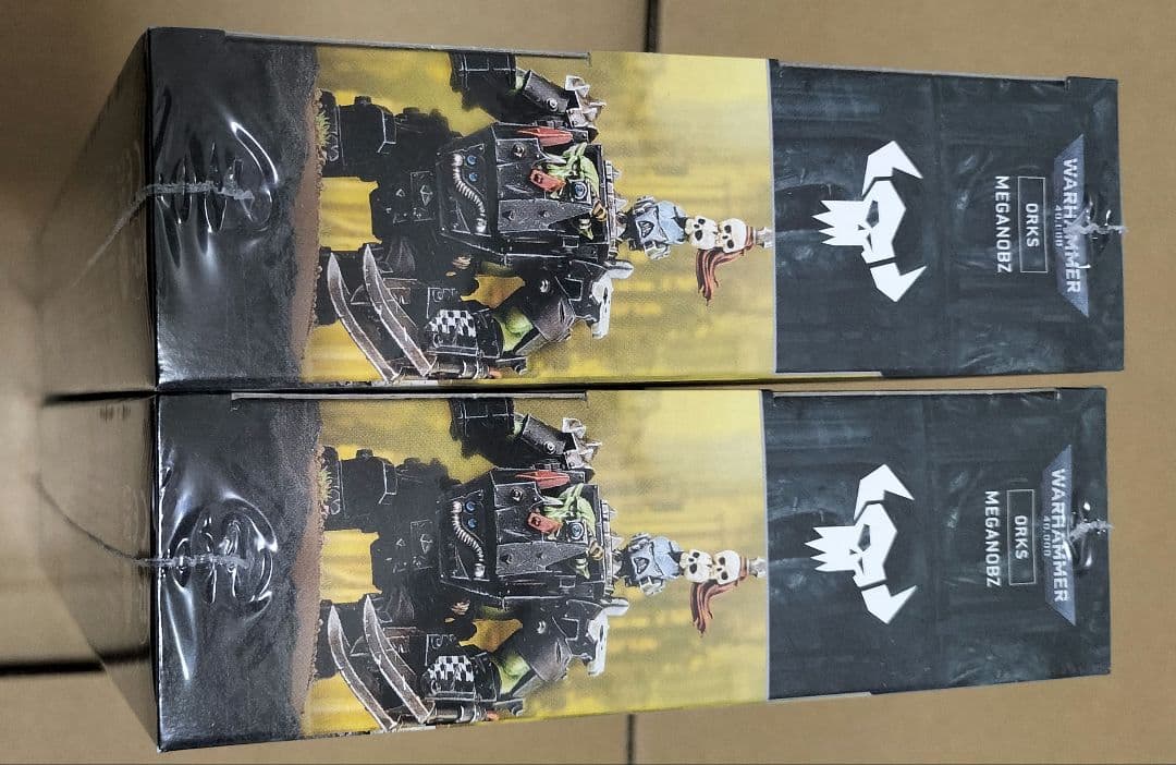 WH40Kオルク　ウォーボス（メガアーマー装備）とコンパト説明書とメガノブ2箱