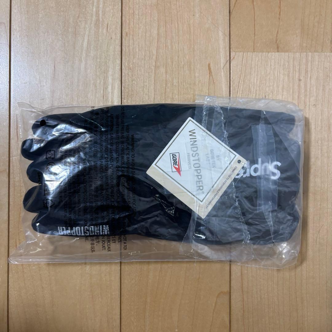 Supreme WINDSTOPPER ブラック手袋