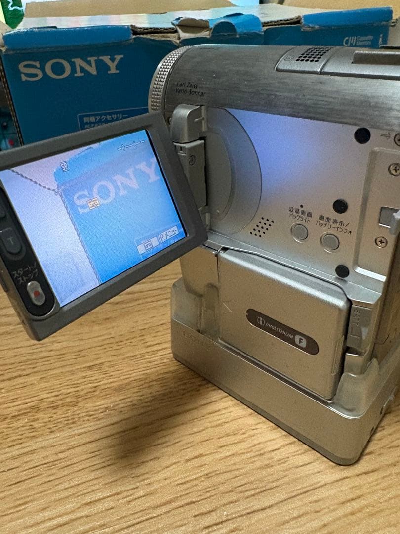 【極美品】SONY DCR-PC350 ビデオカメラ ハンディビデオカメラ 完品