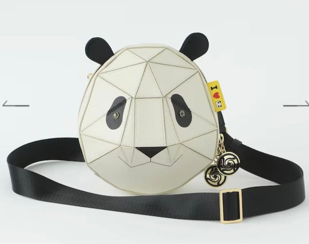 サマンサベガ　『呪術廻戦』コレクション「パンダ」コラボショルダーバッグ