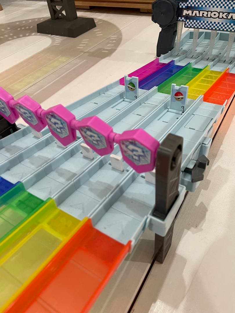 ホットウィール マリオカート レインボーロード