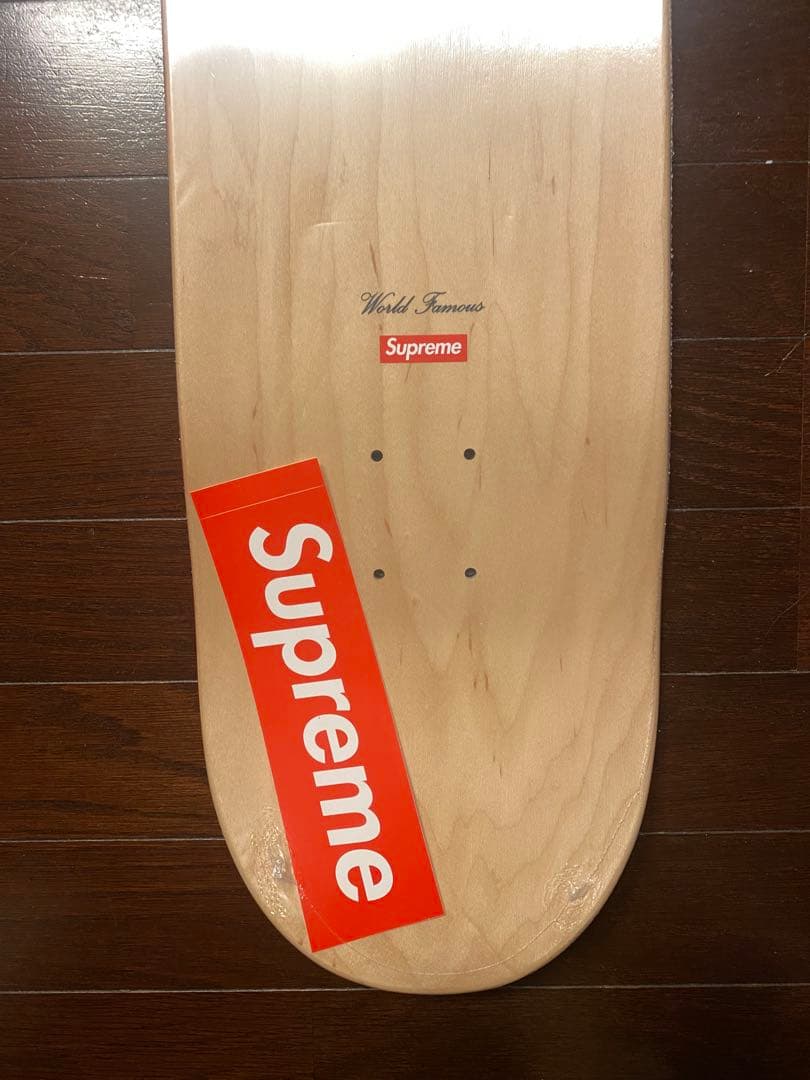 Supreme スケボーデッキ　シュプリーム立体ロゴ