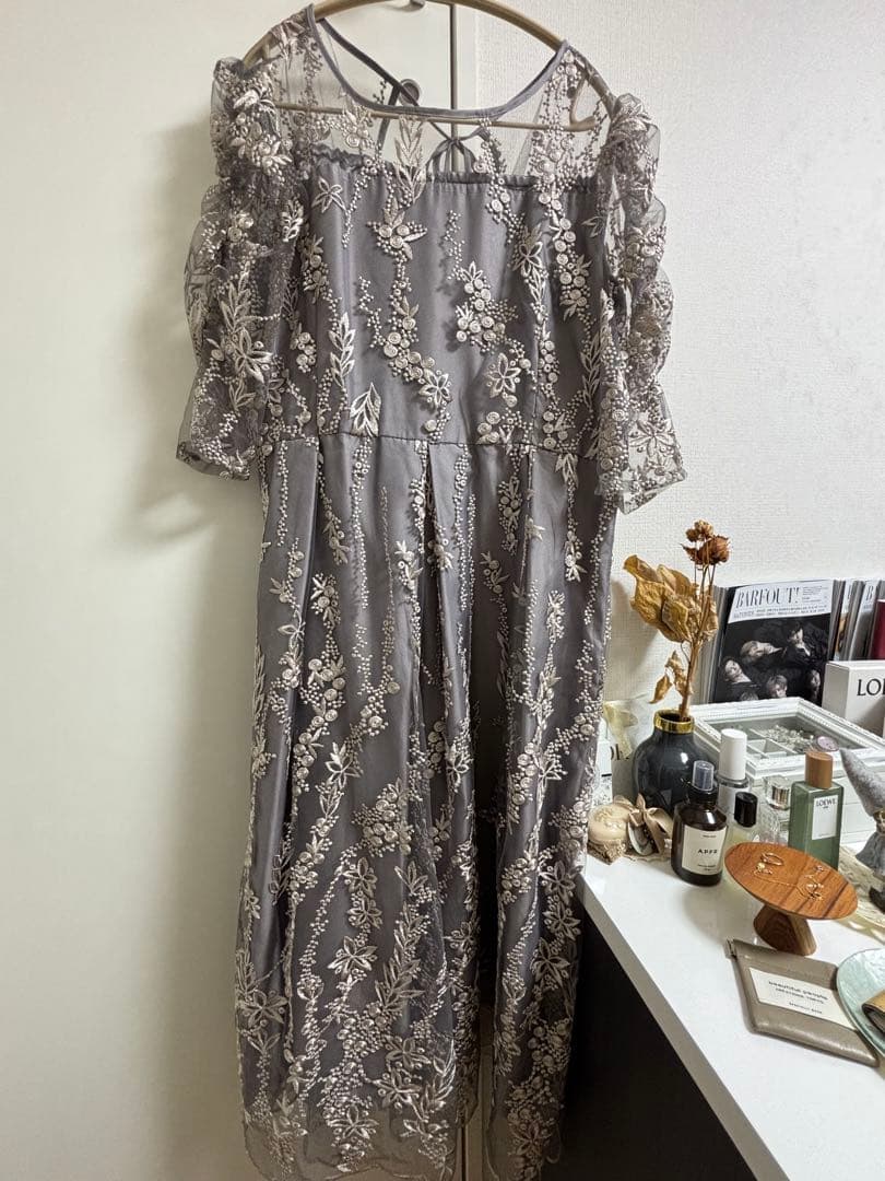 niana 刺繍レース バックリボン パーティードレス