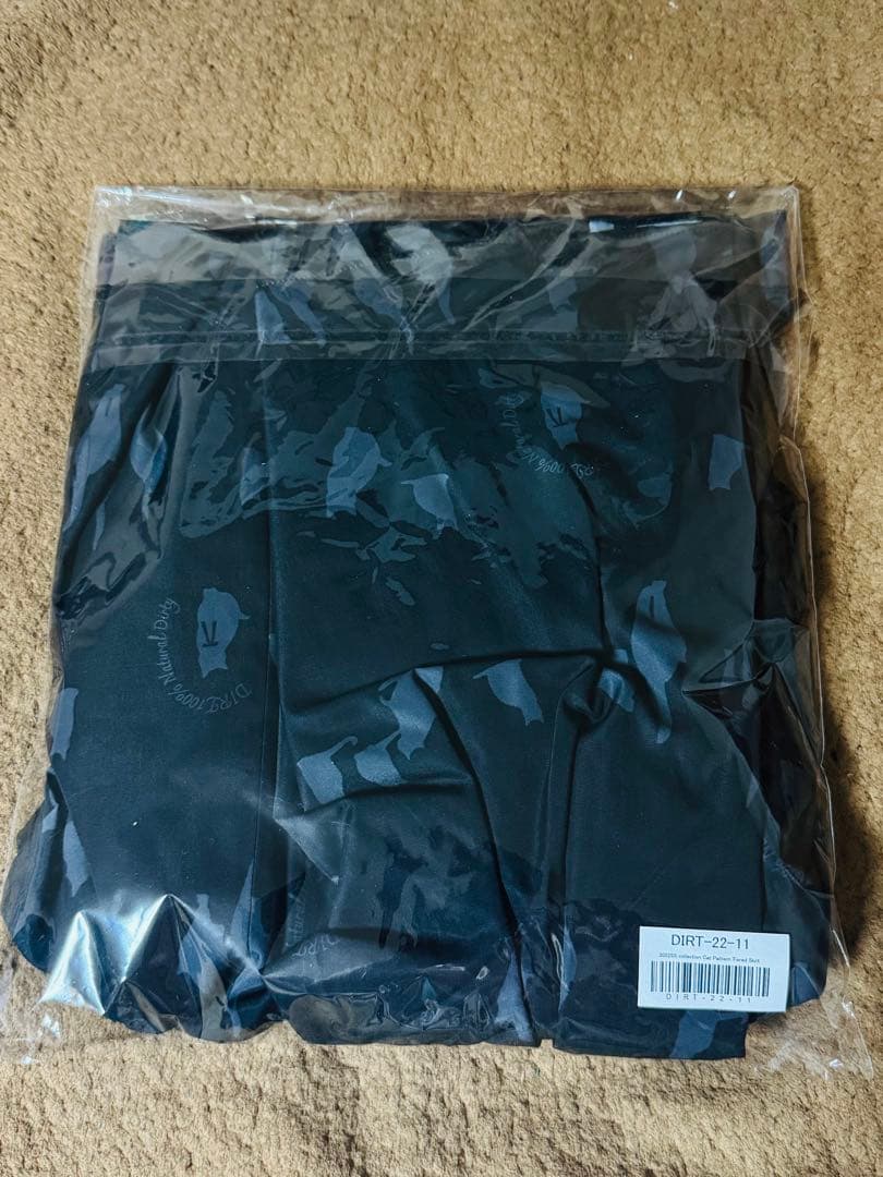 DIRT 100% スカート