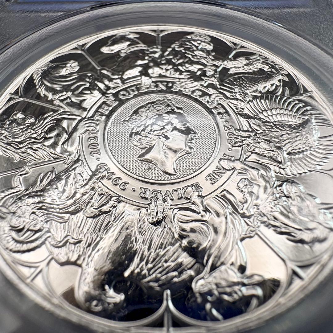 2022年 クイーンズビースト コンプリーター 2オンス 5ポンド 銀貨