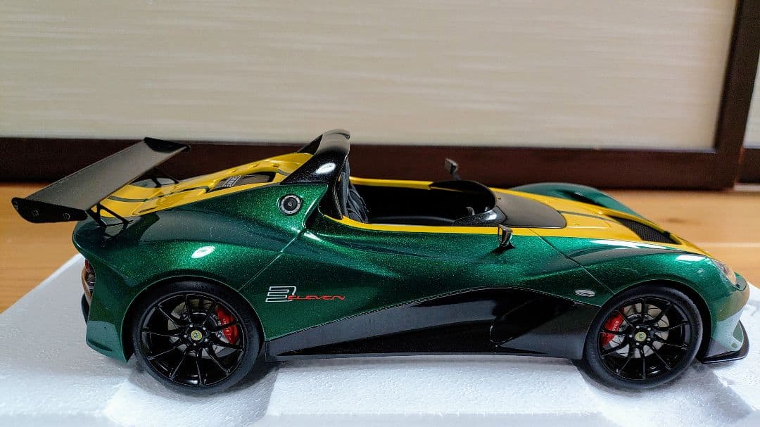 1/18　ミニカー　オートアート　ロータス　スリーイレブン　AUTOart