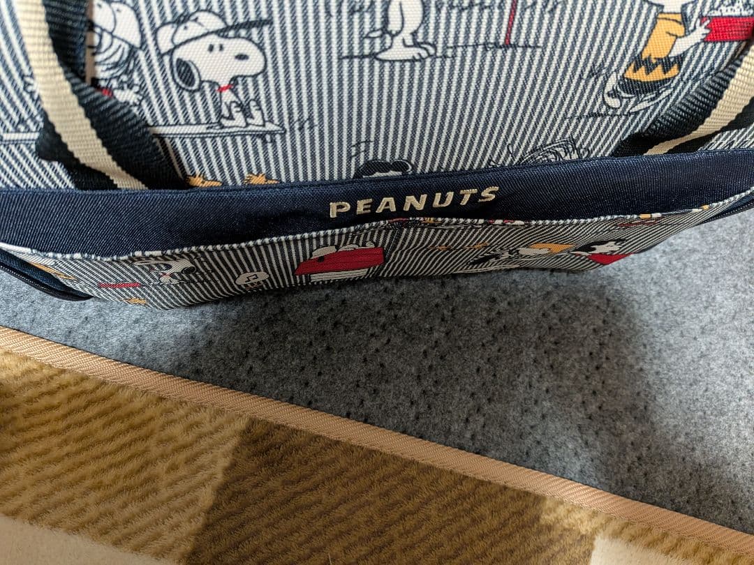 ピーナッツ　SNOOPY　スヌーピー　小型犬用　キャリーバッグ　ペットパラダイス