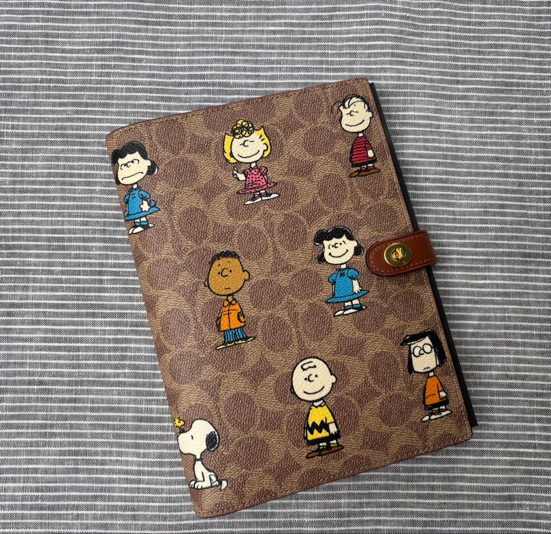 新品　コーチ　ピーナッツ　スヌーピー　ノート　ノートブック　シグネチャー