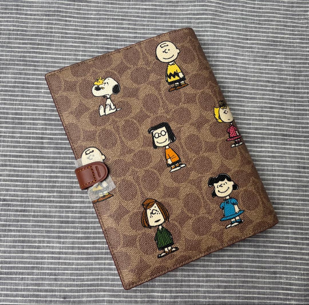 新品　コーチ　ピーナッツ　スヌーピー　ノート　ノートブック　シグネチャー