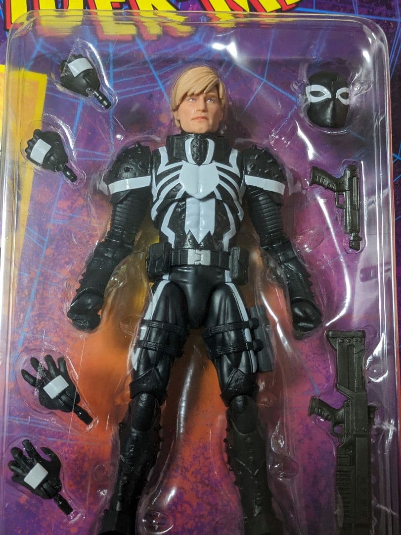 マーベルレジェンド・エージェントヴェノム　新旧2種類セット