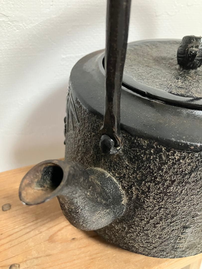 南部鉄瓶　竹図　鉄瓶