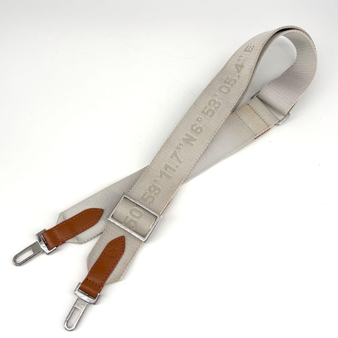 RIMOWA リモワ クロスボディバッグ ショルダー シルバー