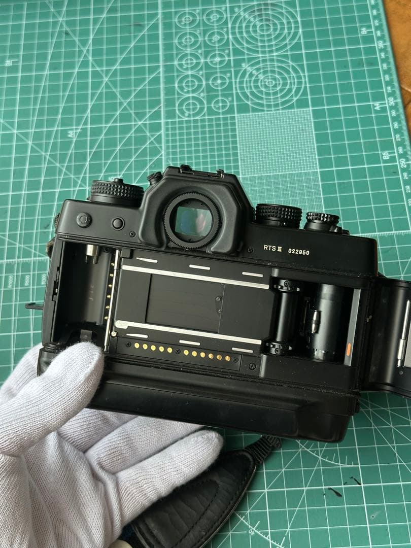 Contax RTS III（動作良好・外観美品）オリジナルストラップ付き