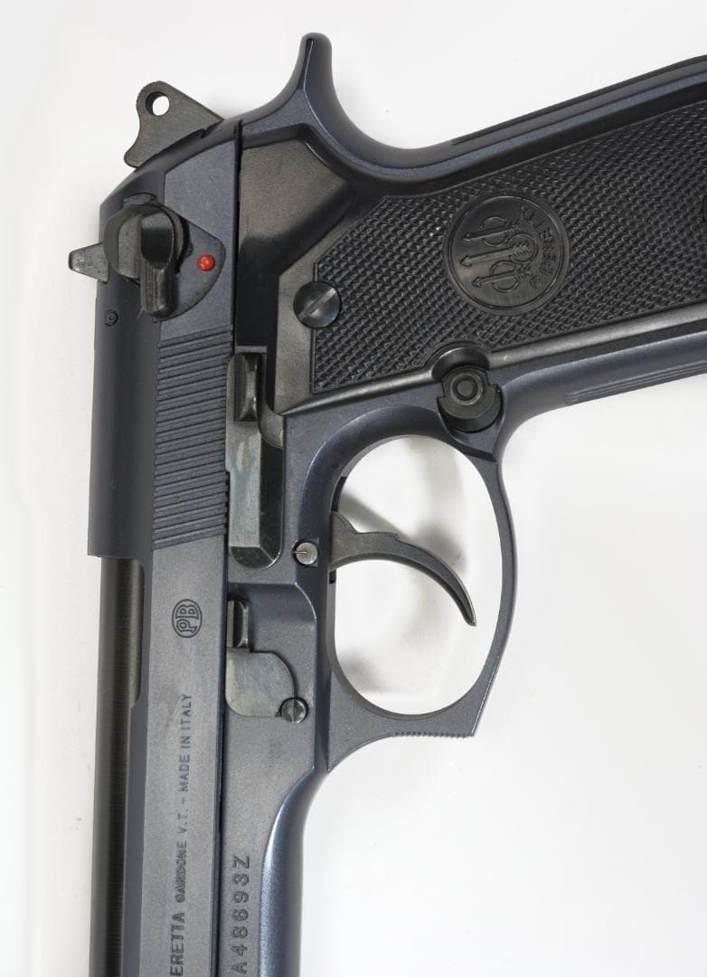 WAベレッタ９２F(メーカーのブルーイング)HWガスブローバック